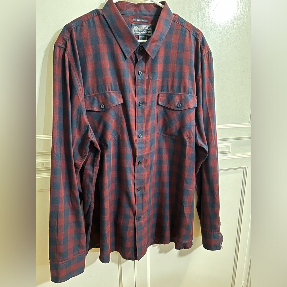 American Rag Plaid Burgundy & Blue Long Sleeve Button Down Shirt